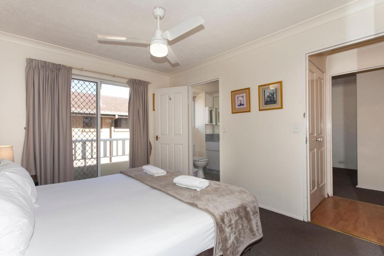 Surfers Tradewinds Hotel Gold Coast Exterior photo