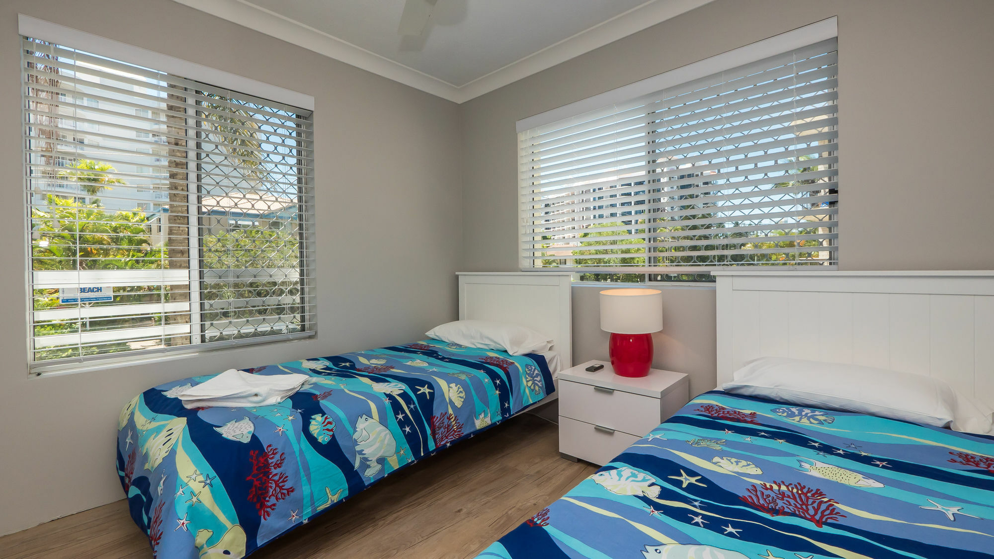 Surfers Tradewinds Hotel Gold Coast Exterior photo